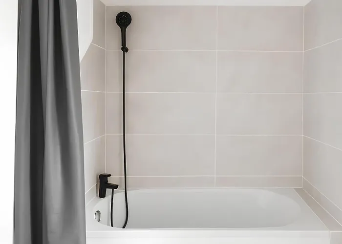 1 Privee, Espaces Communs Partages, Centre Gare, Linge & Menage Inclus شقة روان